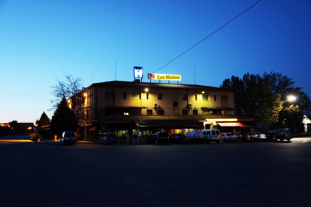 Hostal Los Manos Albentosa Exterior photo